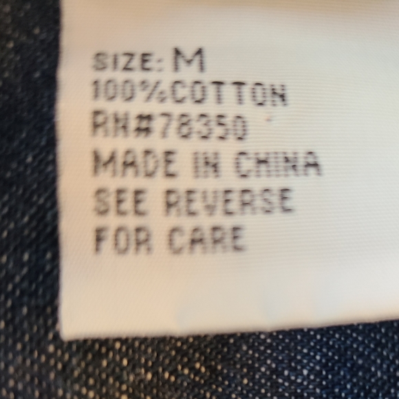 Vintage denim shirt. "Hard Rock Hotel Las Vegas" embroidery. - Picture 7 of 7